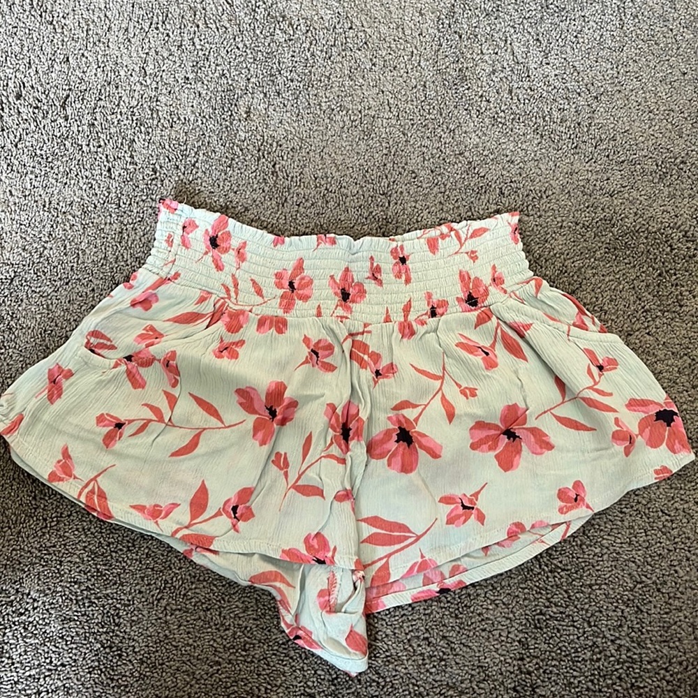 Billabong shorts